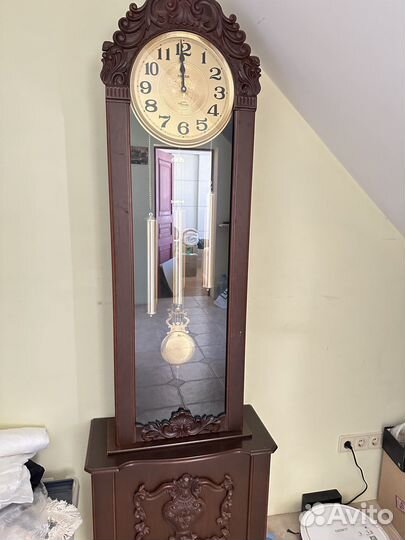 Напольные часы с боем