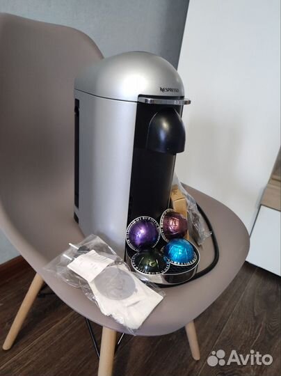 Кофемашина капсульная Nespresso Vertuo Plus C