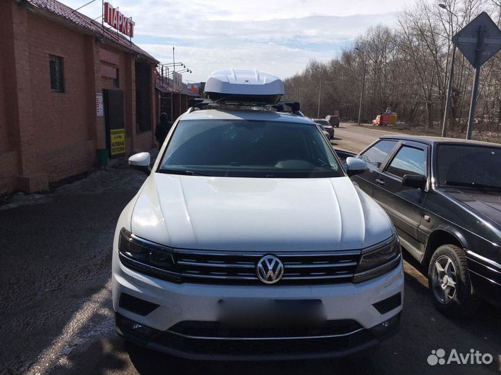 Автобокс на крышу Volkswagen Tiguan. Broomer