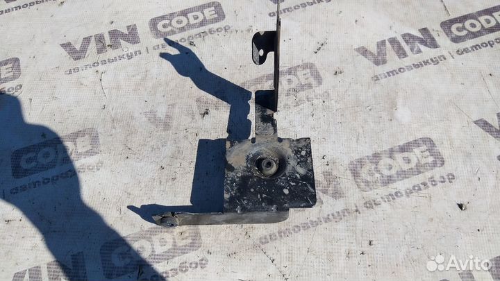 Кронштейн ABS Renault Duster 4x4