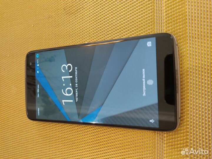 BlackBerry DTEK60, 4/32 ГБ