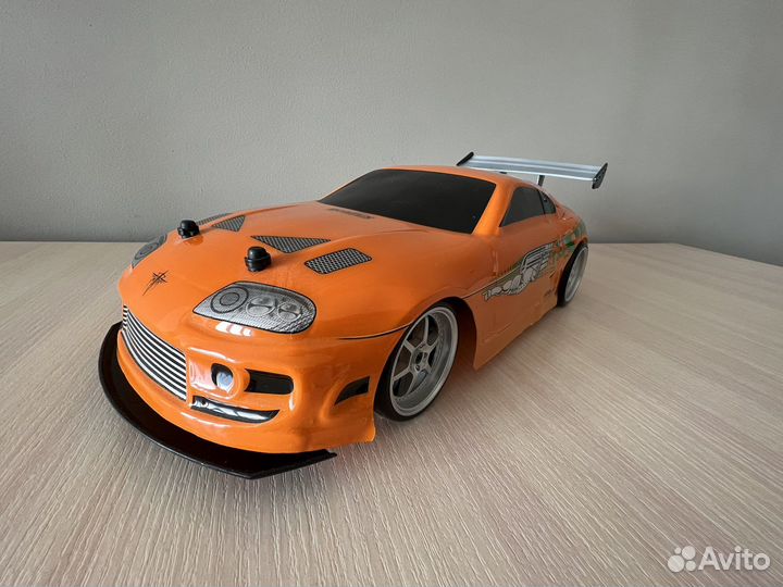 Радиоуправляемая машина Jada Fast & Furious Toyota