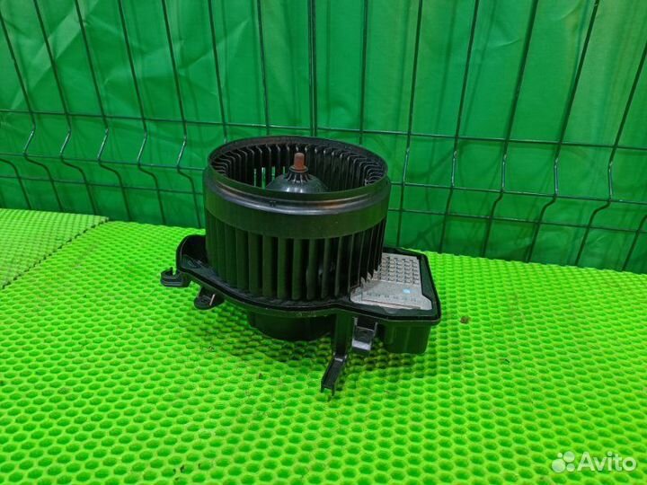 Моторчик отопителя Mercedes Benz C240 W203 112.912