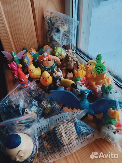Игрушки из Макдональдс Смурфики