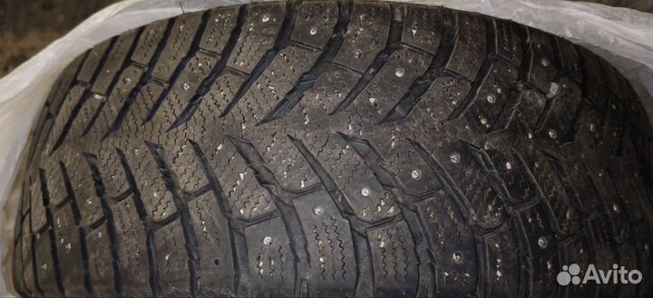 Toyo Observe Ice-Freezer 215/60 R16 95T