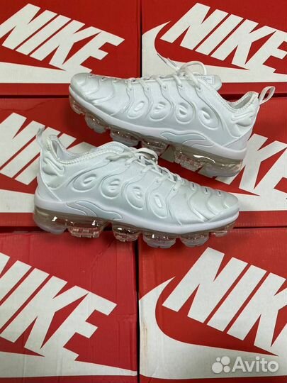 Nike VaporMax Plus белые 41-45