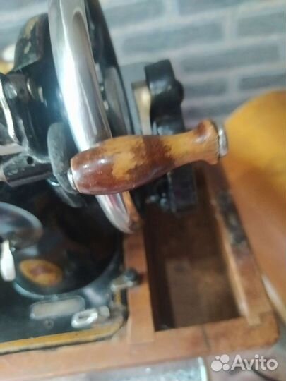 Швейная машинка бу ручная