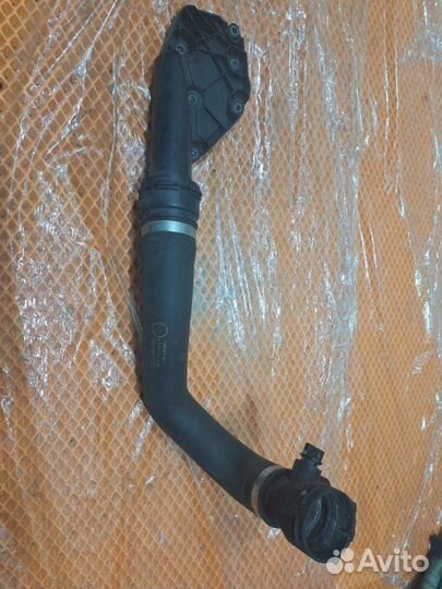 Патрубок Audi A6 C6 4F ccea 2010