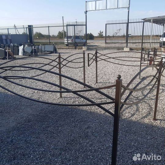 Оградки/столы,лавочки/кресты