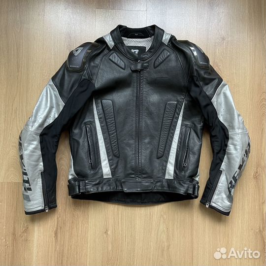 Топовая кожаная мотокуртка Revit, размер 48-50