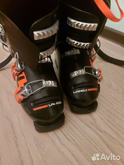 Горнолыжные ботинки lange