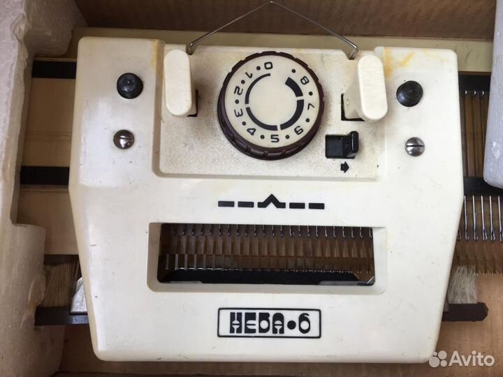 Вязальная машина нева 6