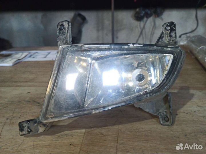 Туманка левая LADA priora