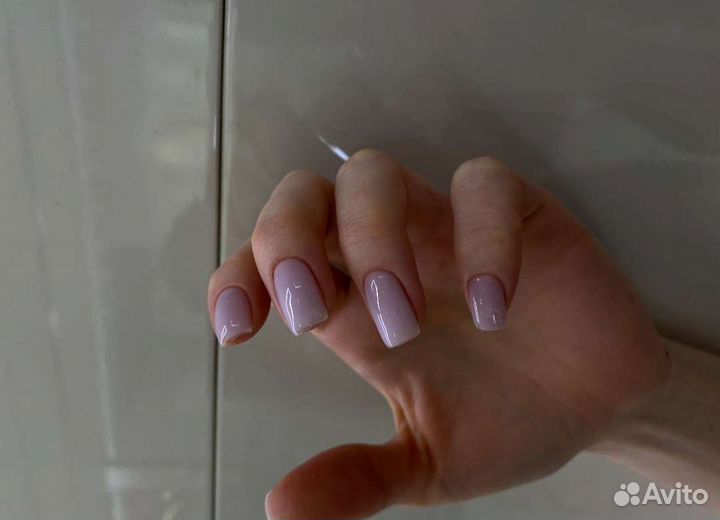 Маникюр и педикюр