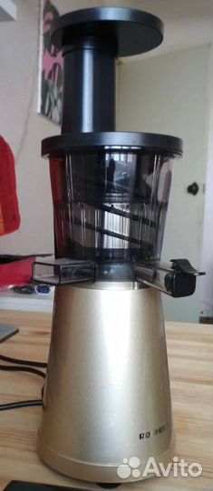 Соковыжималка redmond