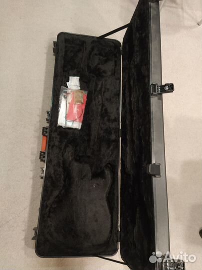 Бас гитара Fender Precision Deluxe