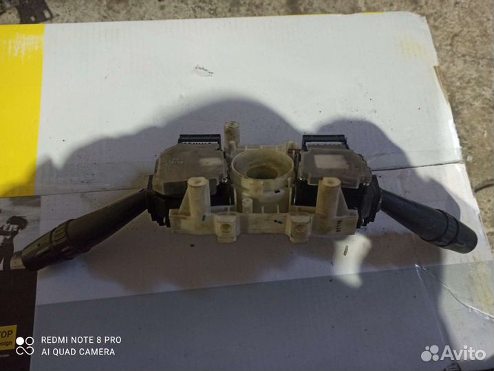 Переключатель подрулевой Хендай Санта Фе 00-08 г