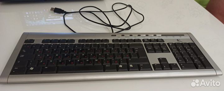 Игровая клавиатура logitech