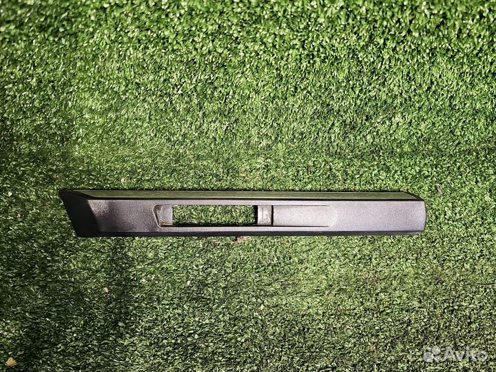 Молдинг левого крыла BMW E38