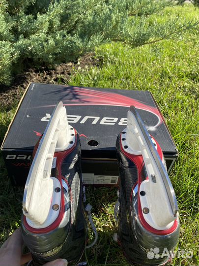 Хоккейные коньки bauer
