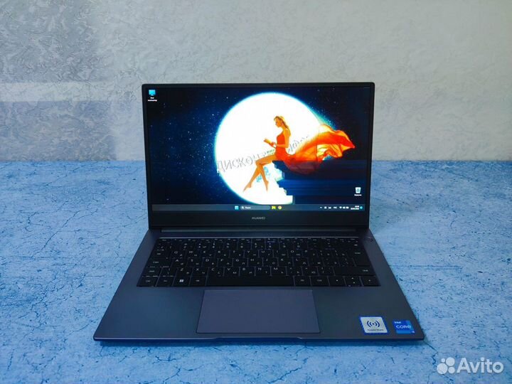 Новый Huawei IPS Core i3-11 Gen/SSD-256Gb/DDR4-8Gb