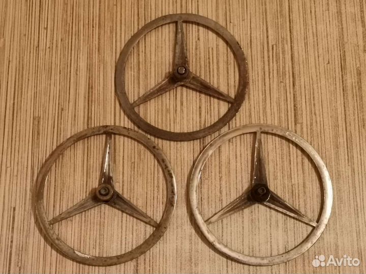 Эмблемы. Знаки. Накладки на автомобиль. Mercedes