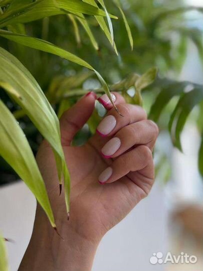 Маникюр на дому