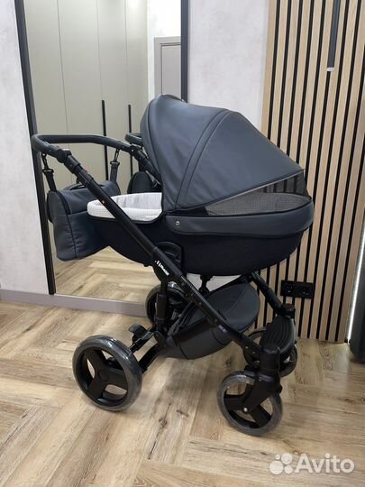 Коляска Verdi Mirage 3 в 1 в идеале