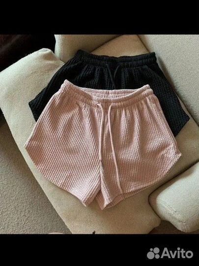 Джемпер, шорты