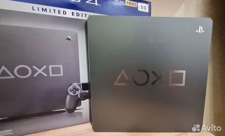 Sony PS4 Slim CUH-2208B Limited edition