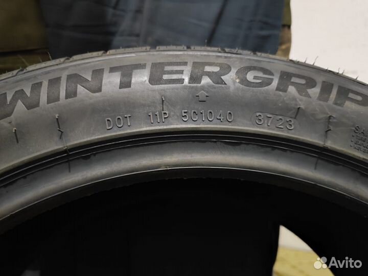 Lanvigator WinterGrip UHP 235/45 R18 98V