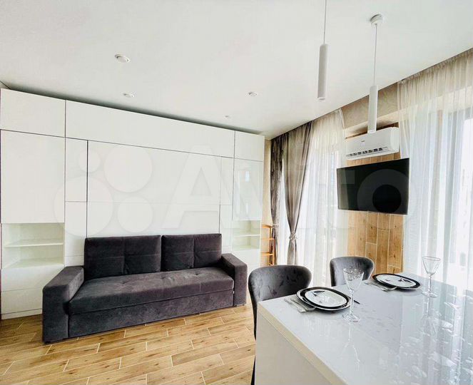 1-к. квартира, 32 м², 8/8 эт.