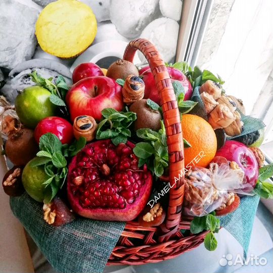 Съедобные букеты на 8 марта