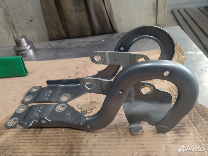 Петли капота renault kaptur