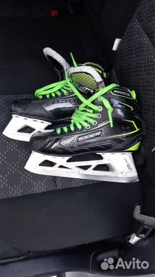 Хоккейные коньки bauer