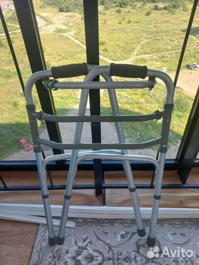 Ходунки для взрослых