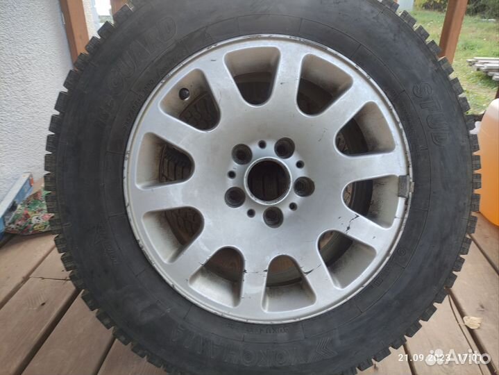 R16 Yokohama Ice Guard Stud IG55 235/60, PCD 5x120 DIA 72.6