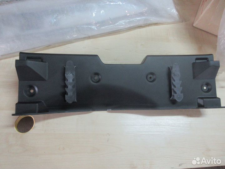 Обшивка багажника хетчбек Chevrolet Aveo (T300) 20