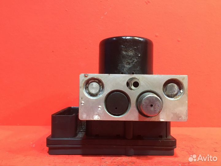 Блок ABS для Nissan Pathfinder R51 YD25DDTi (Б/У)