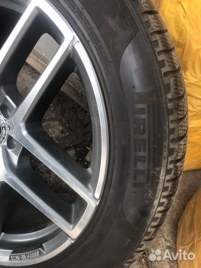 Pirelli Scorpion 315/40 R21