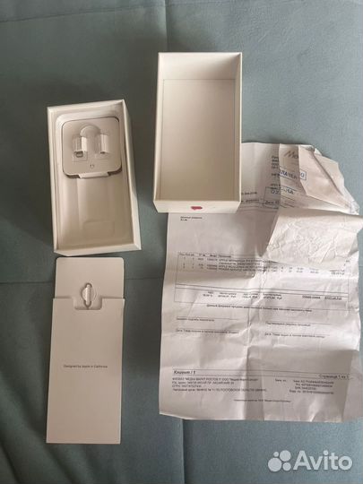iPhone 8, 64 ГБ