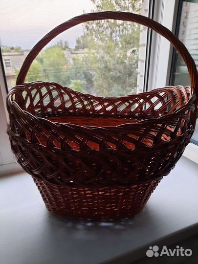 Корзина плетеная большая