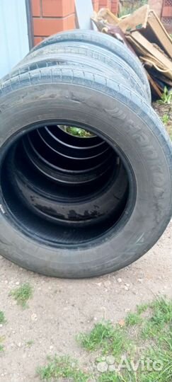 Hankook AH11 215/70 R16