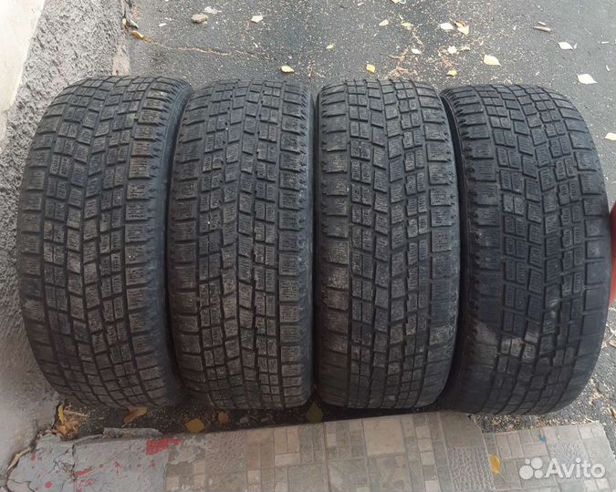 Bridgestone Blizzak WS-50 235/55 R18 100Q