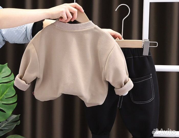 Костюм для мальчика толстовка и джинсы