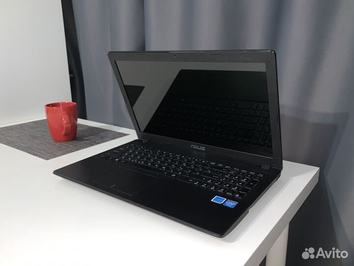 Asus 8gb, SSD 120gb, HDD 320gb