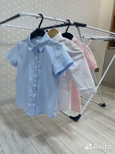 Три школьные блузки 140