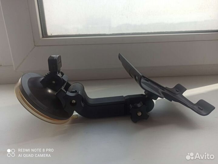 Держатель для планшета в авто