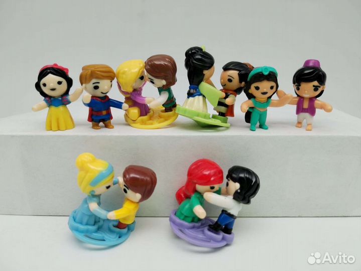 Игрушки из киндер сюрприз Принцессы Диснея 2017