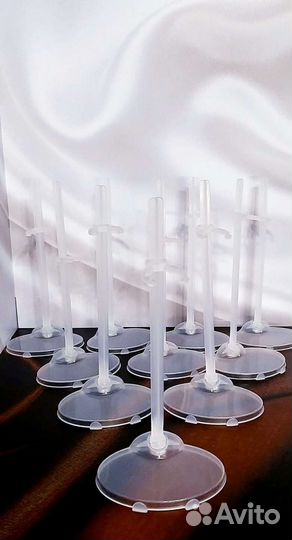 Подставки для кукол (пластик прозрачные)